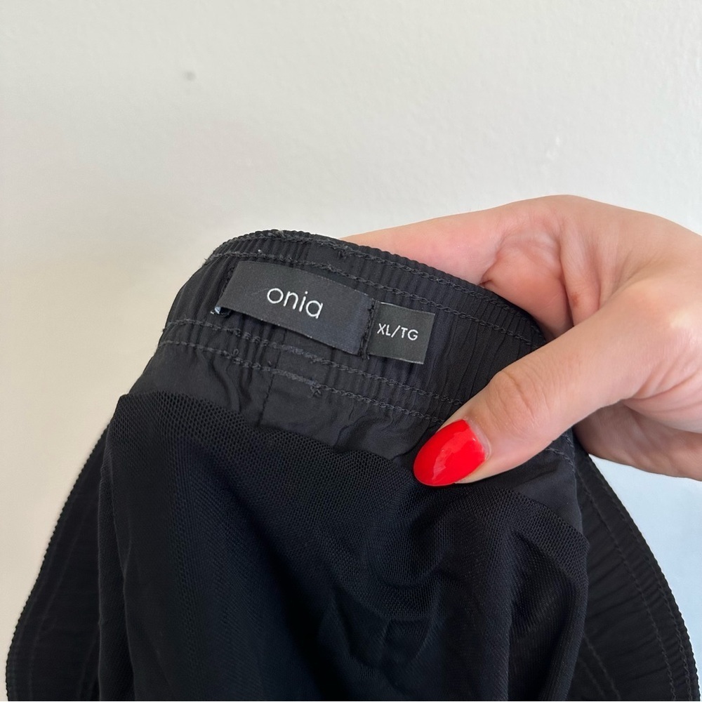 Onia Charles Straight-Leg Mid-Length Swim Shorts - Black XL - Picture 3 of 6